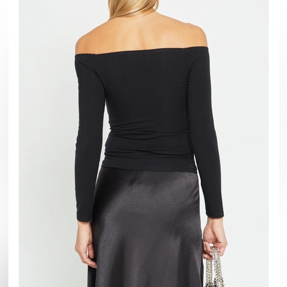 Kourt Long Sleeve Off Shoulder Top - Picture 3 of 6